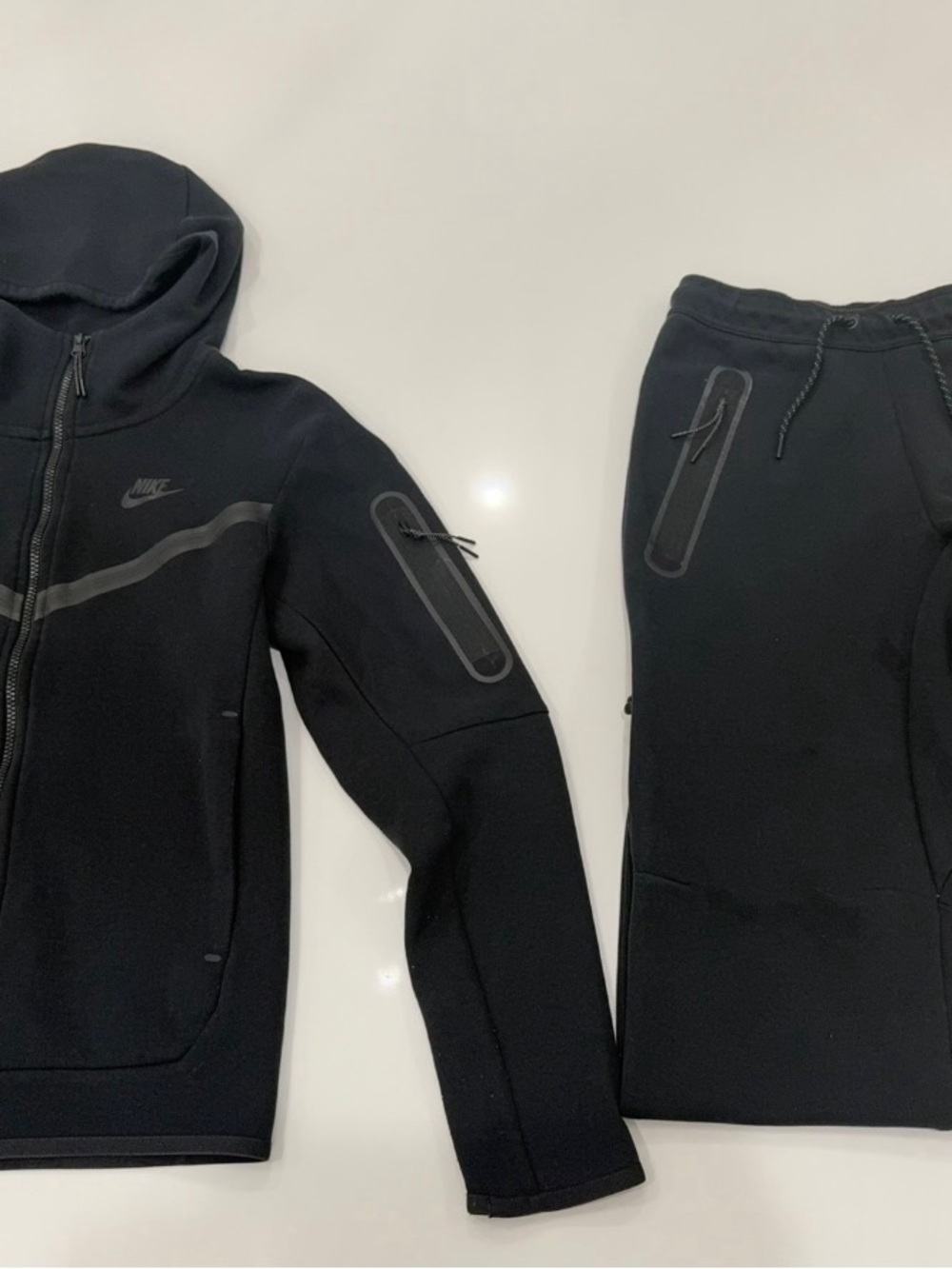 Nike Men’s Black Hooded Performance Jacket